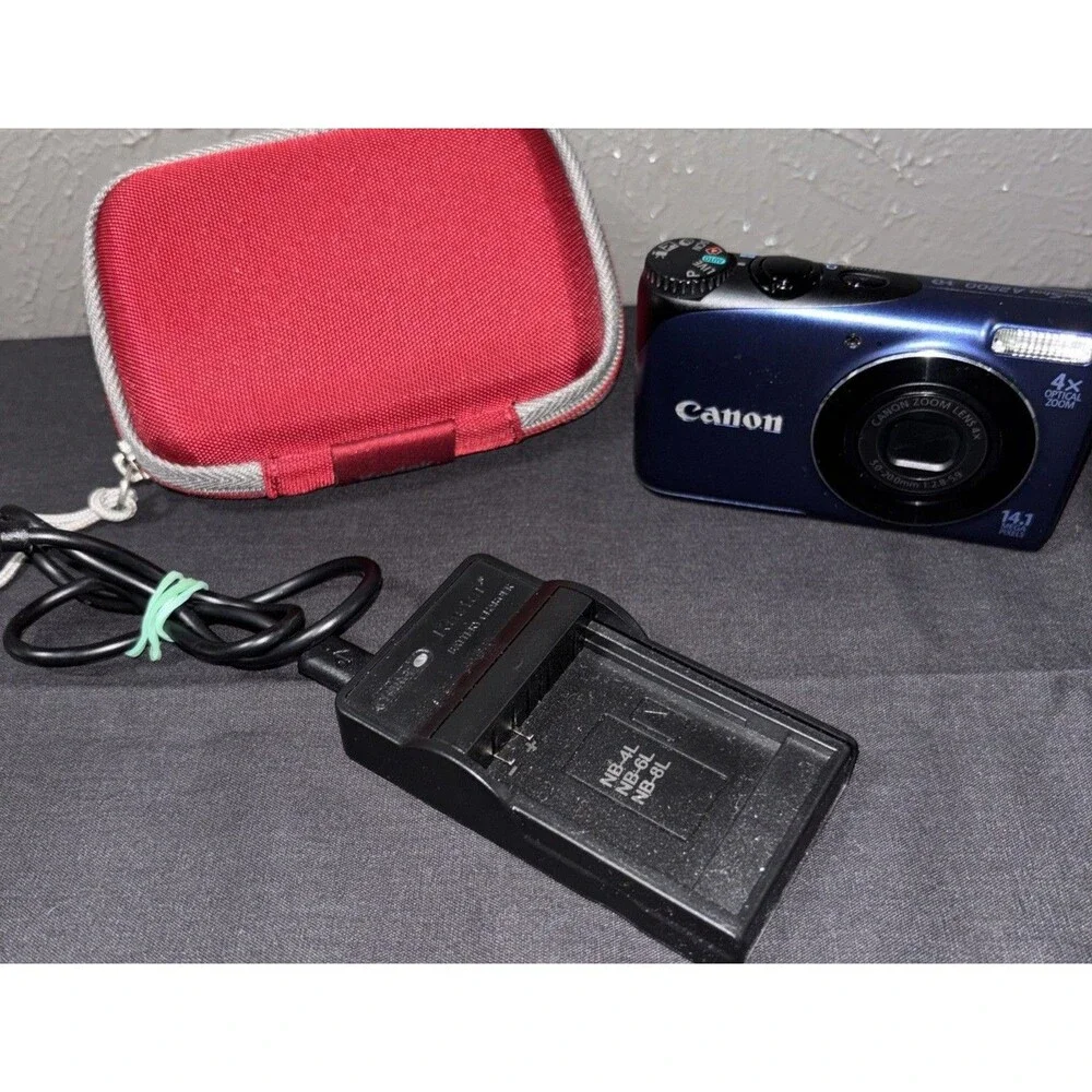 Canon PowerShot A2200 HD 14.1 MP Digital Camera 4x Optical Zoom Built-in Flash